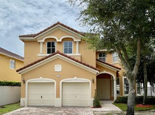 8230 SW 164th Ct, Miami, FL 33193