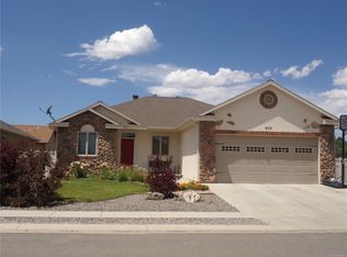 403 Vermillion Ave, Montrose, CO 81403