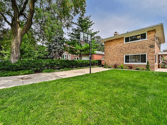 2nd image of 6427 N Christiana Ave