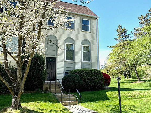 2nd image of 6525 Birchleigh Way