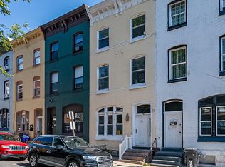 23 S 10th St, Reading, PA 19602