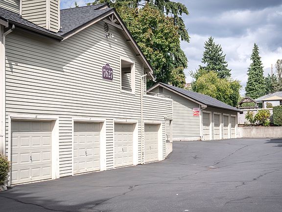 Windsor Square Apartments