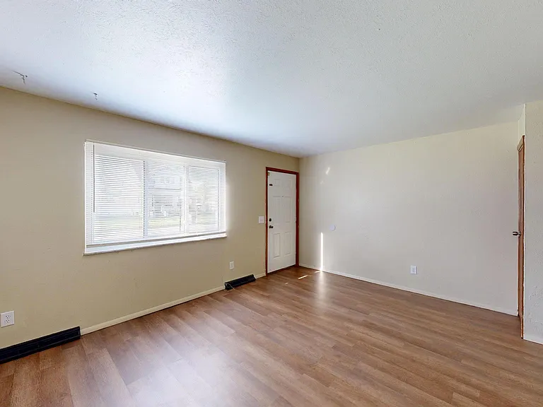 1932 Airline Ave #4 — Photo 8