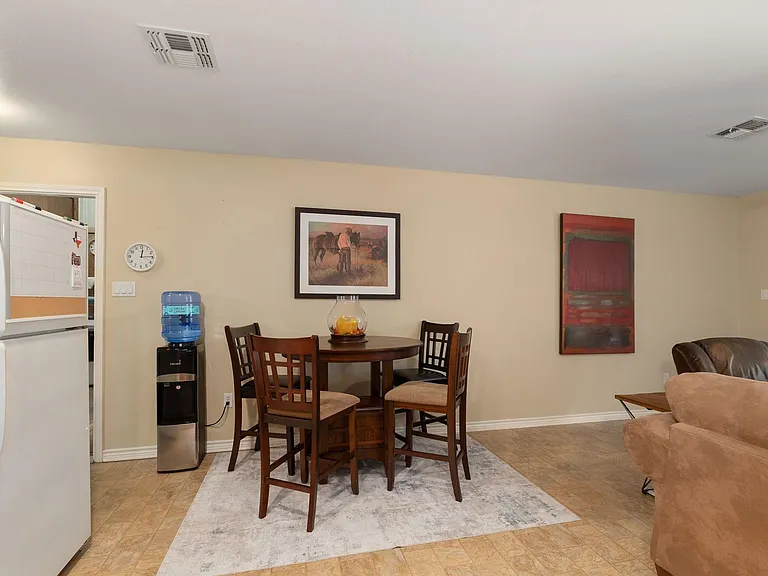 1072 Papenberg Ln — Photo 11
