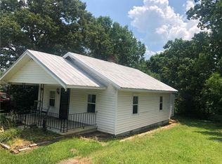 1165 Coffee Rd, Walhalla, SC 29691