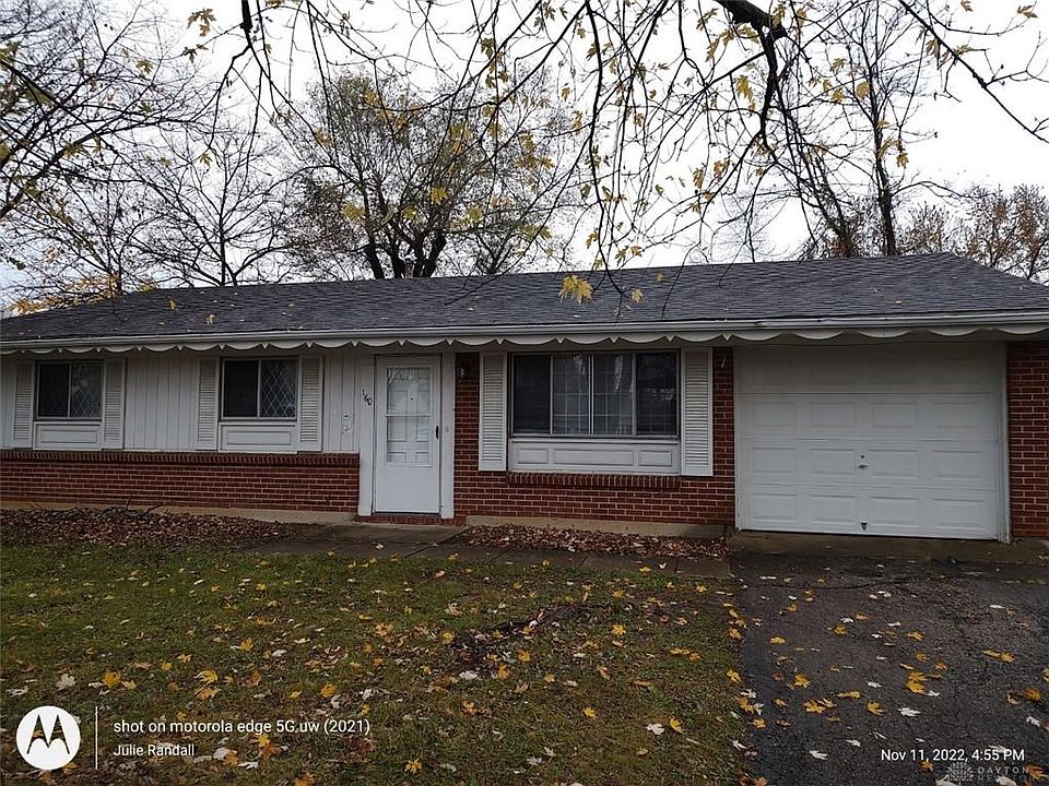 1st image of 160 Cozad Dr