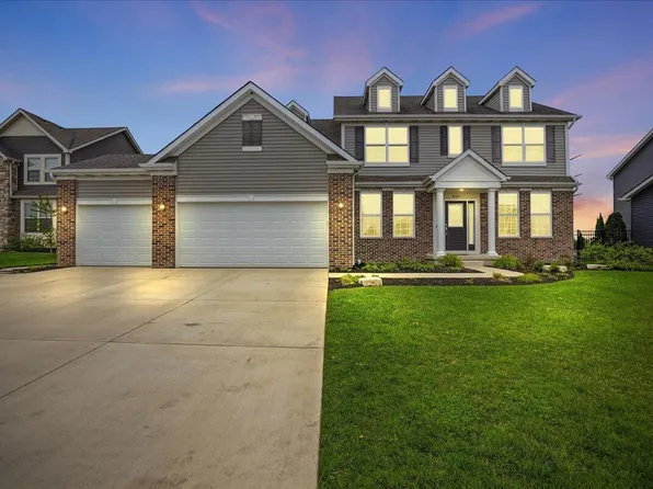 8123 W 102nd Ave, Saint John, IN 46373