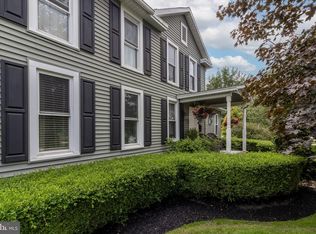540 E Freedom Ave, Burnham, PA 17009