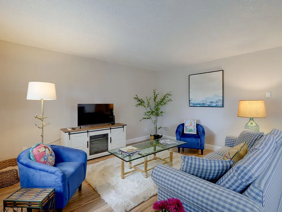 4931 Catalina Dr #1-ID1629460P
