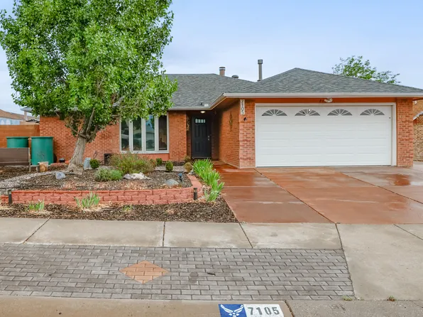 7105 Keel Ave NW, Albuquerque, NM 87120