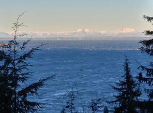 3075 Raccoon Point Rd, Eastsound, WA 98245