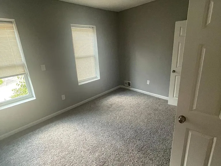 2651 Frederick Ave — Photo 10