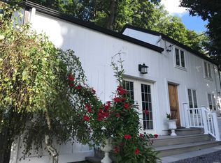 117 E Main St, Huntington, NY 11743