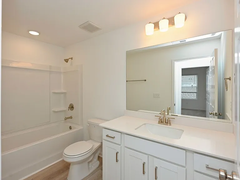 2900 Suzanne Landon Dr #E2 — Photo 37