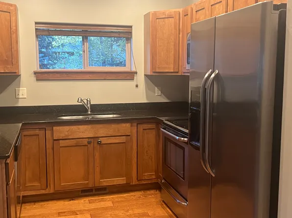2260 Hoover Way, Bozeman, MT 59718