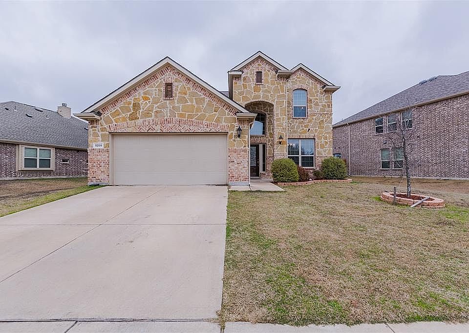 1st image of 5209 McClellan Dr