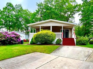 85 Hazeltop Dr, Sicklerville, NJ 08081