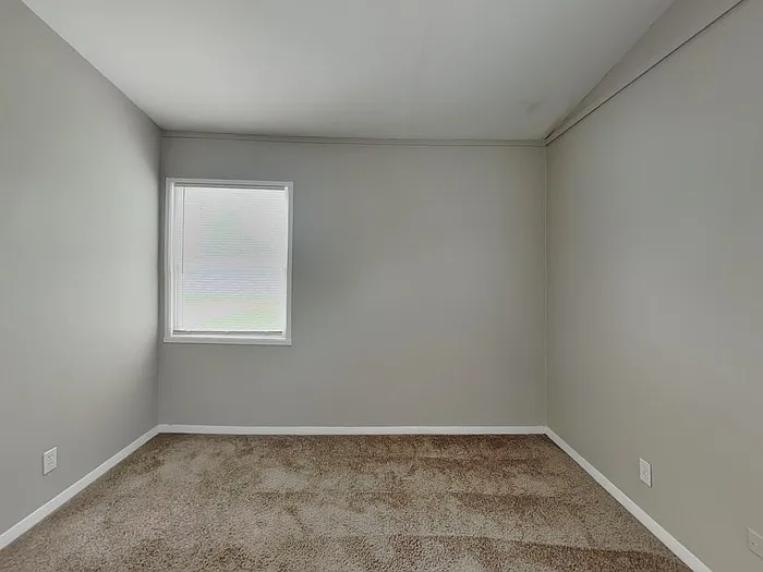 120 Brookside Dr — Photo 16