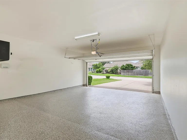 11307 Grand Creek Ln — Photo 27