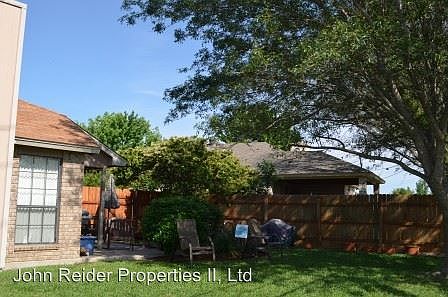 2nd image of 2515 Creek Dr