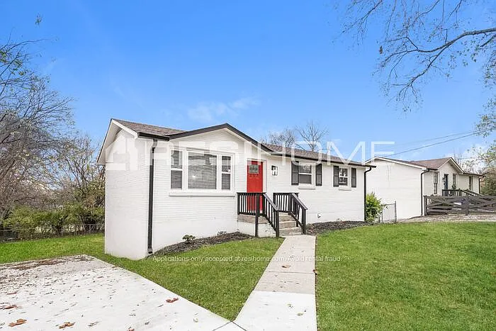 Building Photo - 357 Kingview Dr