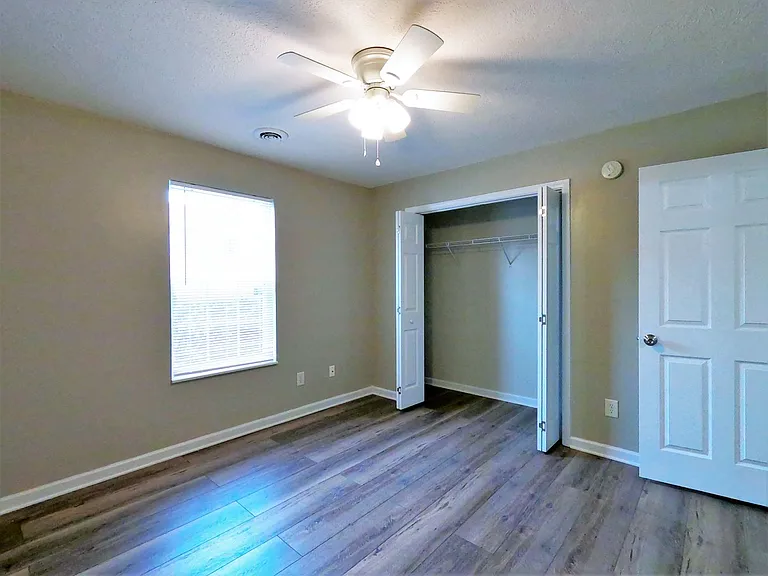 1625 Maple View Way — Photo 11