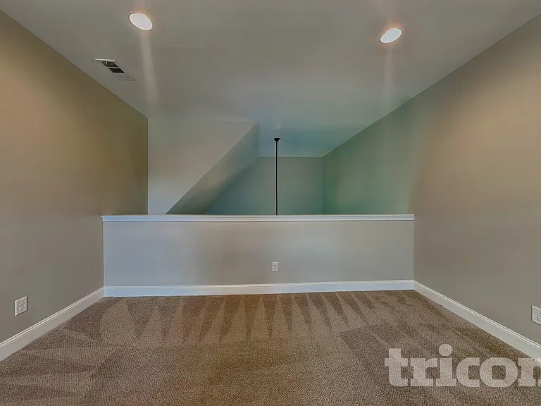 2013 Mansker Dr — Photo 17