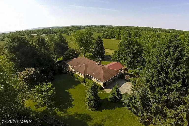 38715 Rickard Rd photo 1