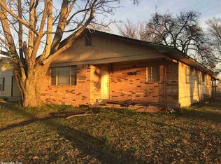 2723 E 2nd St, North Little Rock, AR 72114
