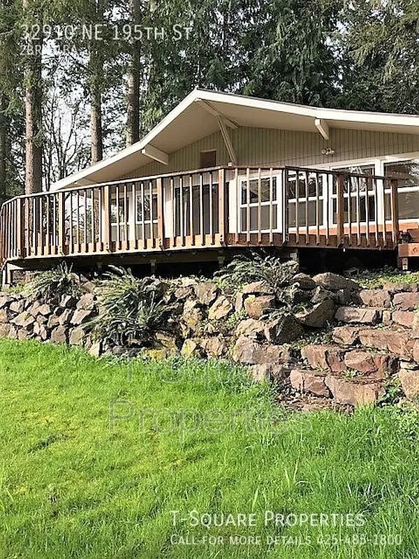 2 bed, 1.0 bath, 750 sqft, $2,199 — Photo 2