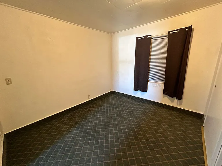 821 W Main St. — Photo 15