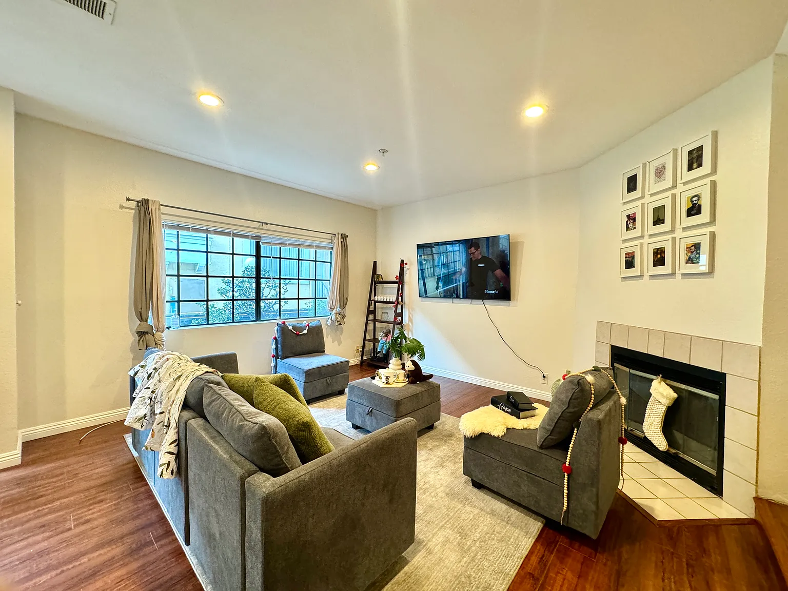 4 bed, 1572 sqft, $5,500 — Photo 2
