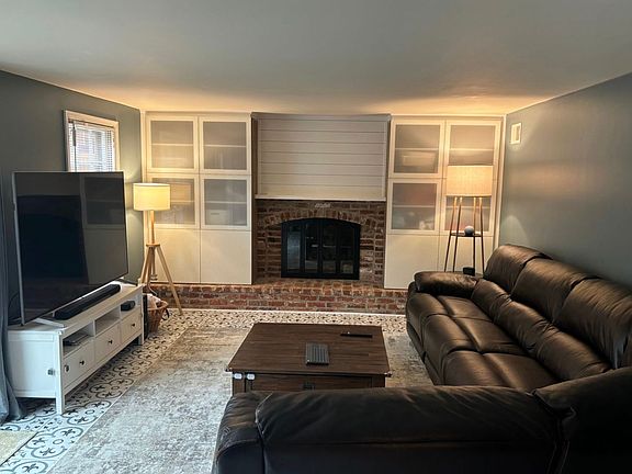 5th image of 7000 Old Cabin Ln
