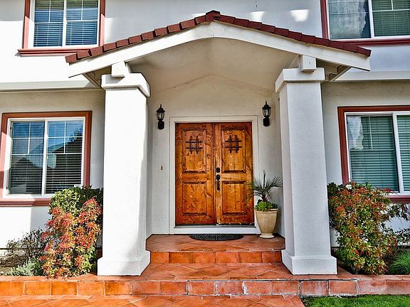 2nd image of 28066 Dobbel Ave