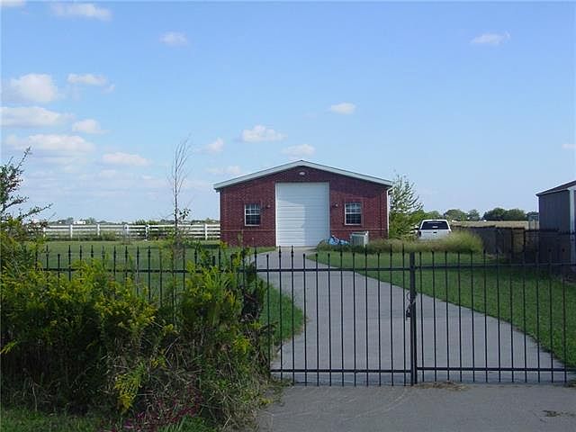 1st image of 8646 Colonial Dr