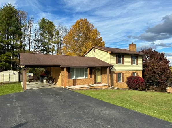 149 Longview Estates Rd, Maxwelton, WV 24957