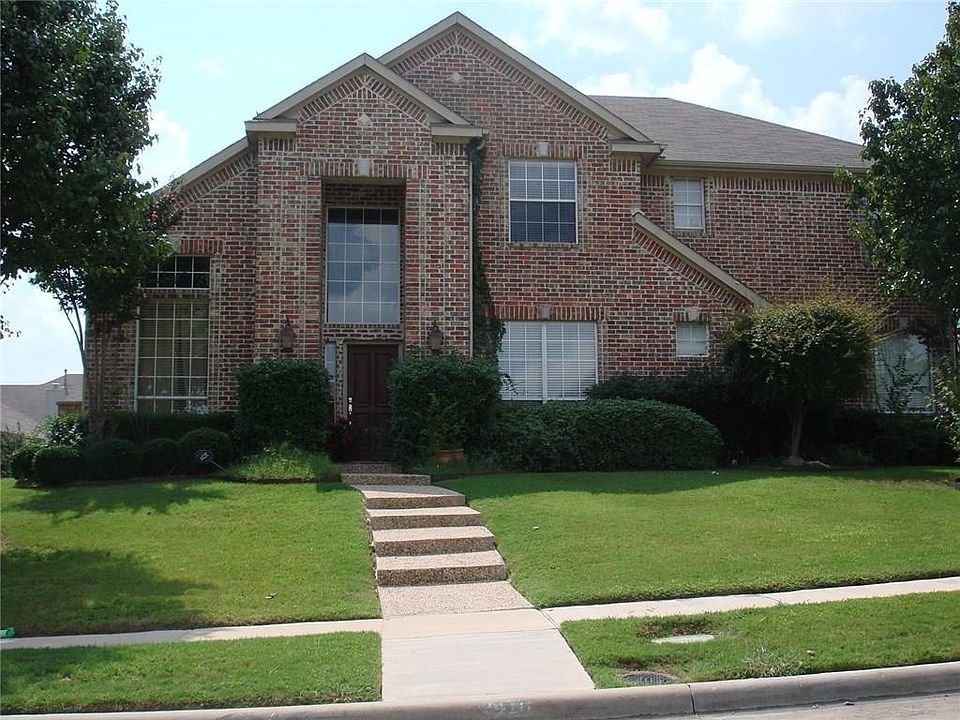 1st image of 2416 Royal Troon Dr