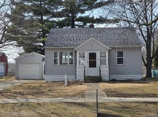 2137 N Main St, Fairgrove, MI 48733