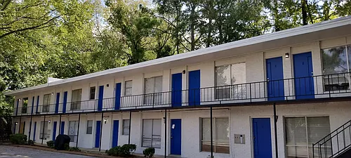 U of M Area - Southernwood Apartments Photo 1