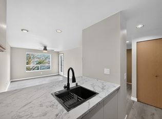 1151 N 94th St #22, Seattle, WA 98103