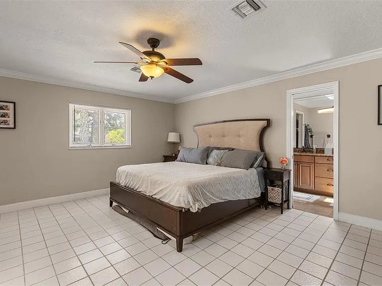 180 Springwood Trl — Photo 13