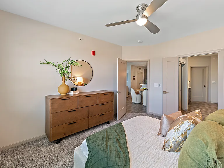 19Nineteen Promenade — Photo 141