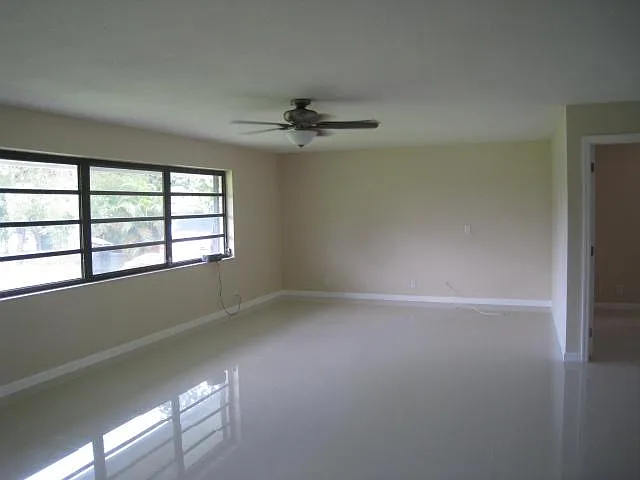 6291 SW 188th Ave — Photo 6