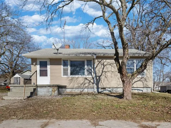 202 Lewis St, Edgerton, MO 64444