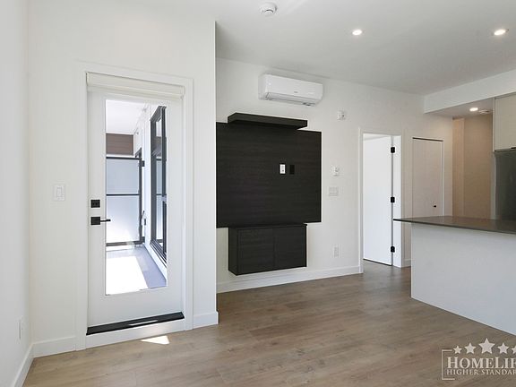 4th image of 14398 60th Ave #409