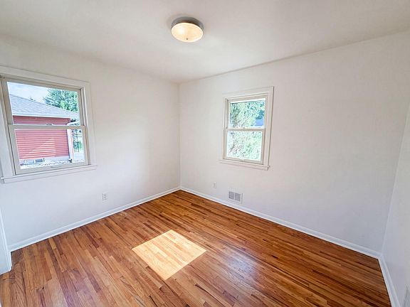 4th image of 6180 6th St NE