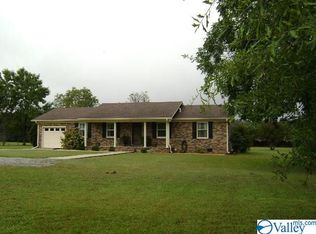 655 Taylor Rd, Hartselle, AL 35640