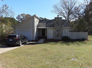 1217 Hoke Loop Rd, Fayetteville, NC 28314