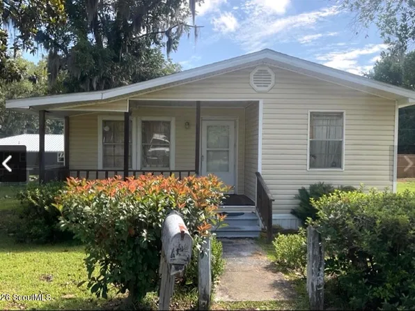 706 W Poplar St, Jesup, GA 31545