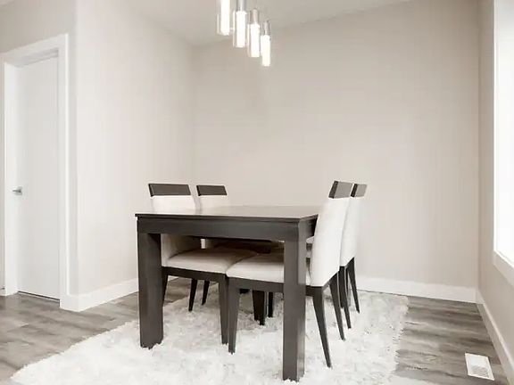 5th image of 5717 Roblin Blvd #2